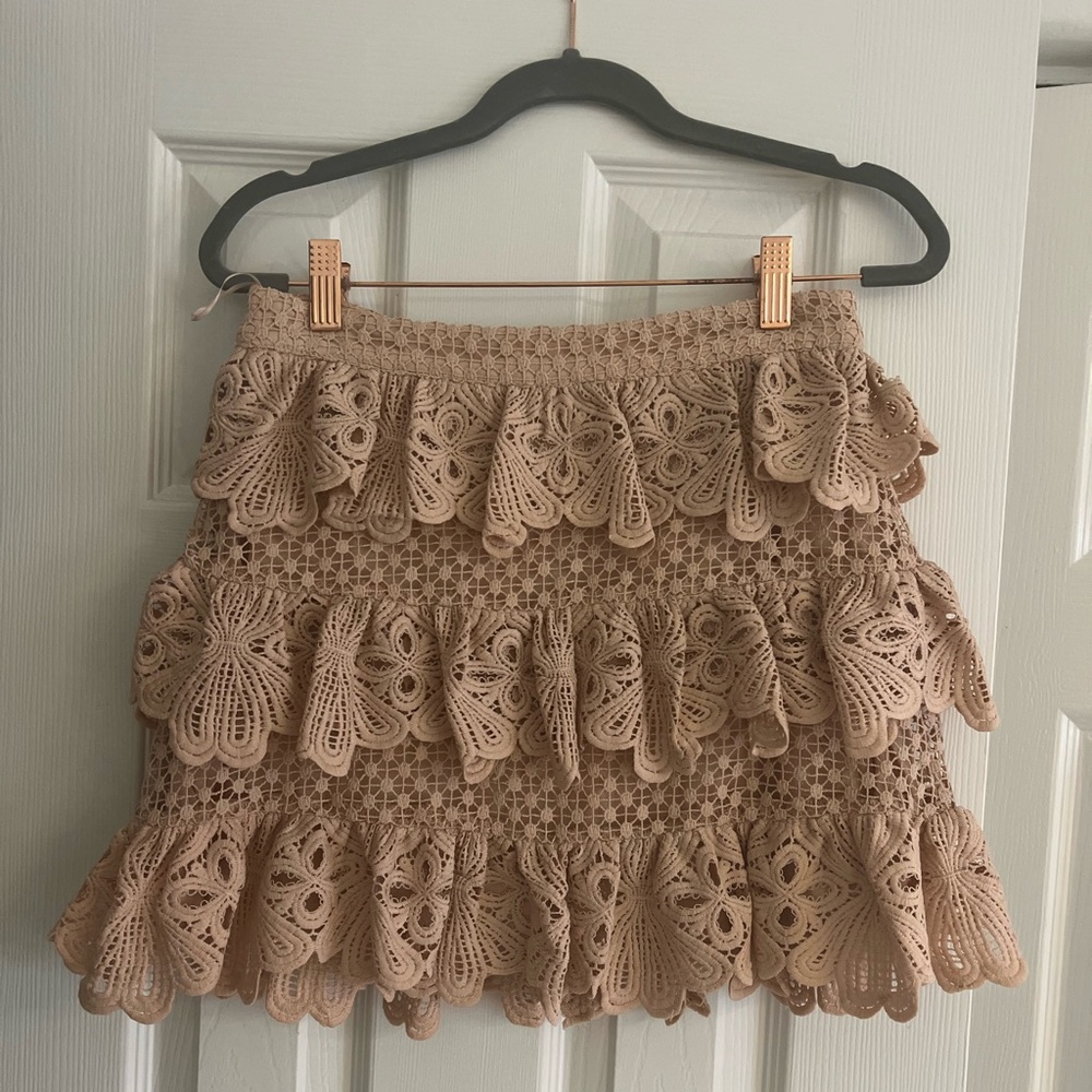 AQUA x Maddie & Tae Lace Tiered Skirt in Blush Size SMALL